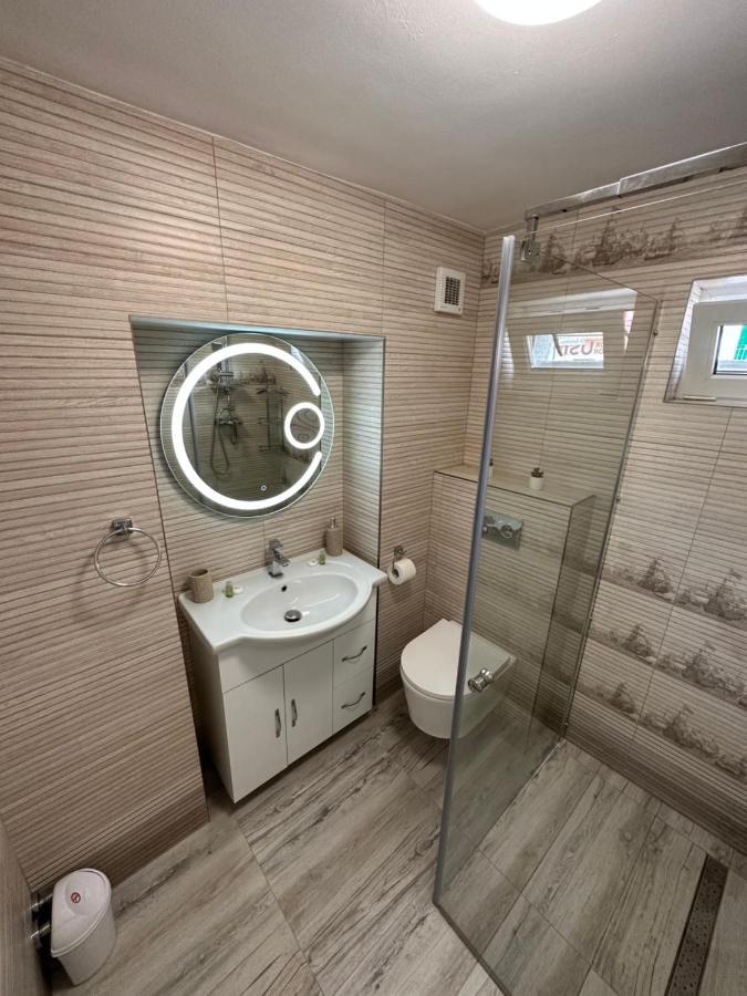 Nema S Apartment Braşov Eksteriør bilde