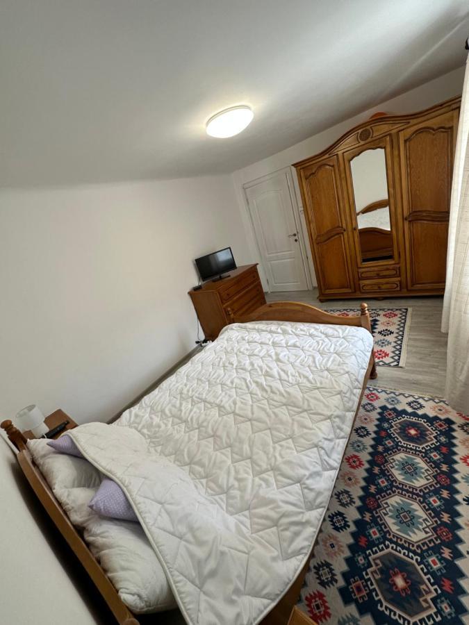 Nema S Apartment Braşov Eksteriør bilde